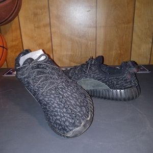 Yeezy 350 V1 Pirate Black